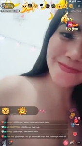 Miss Selena Nungging mainin Memek